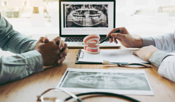 Best Emergency Tooth Extraction in Hwatha, IA
